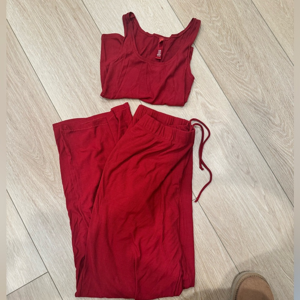 SKIMS Lounge Set